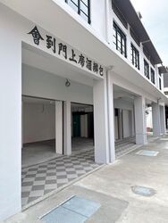 Sims Avenue (D14), Shop House #519728631